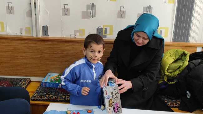 Azime Çiftçi'den KYK'ya Moral Ziyareti Yaptı