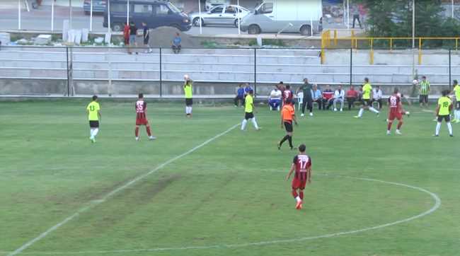 ÇORUM BELEDİYE-DARICA GENÇLER MAÇI KARŞILAŞMA GOLSÜZ SONA ERDİ