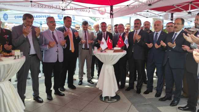 Çorum'da Bayramlaşma Töreni Yoğun Katılımla Gerçekleşti