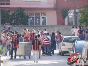 ÇORUM SPOR MAÇIN'DA  STAD'ın İÇİDE DIŞIDA KARIŞTI