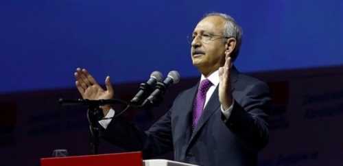 35. Olağan CHP Kurultayı'nda CHP Genel Başkanı Kemal Kılıçdaroğlu'nun Cumhurbaşkanı Erdoğan için kullandığı "diktatör bozuntusu" ifadesi olay oldu. 