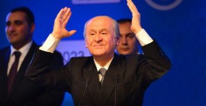DEVLET Bahçeli'nin Güldüren İsyan