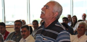 AKİLLERE KAFA TUTTU SONRA KENDİ MAHCUP OLDU