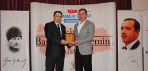 AK PARTİ BAŞKANLIK SİSTEMİNİ BENİMSİYOR