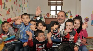 TÜRKİYE'DE BİR İLK 4.ÇOCUĞA 1000 TL ÖDÜYOR