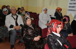 Velilere Demokrasi ve Sorumluluk Semineri