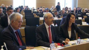 Hannes Kılıçdaroğlu'na Esed başka,Erdoğan başka dedi 