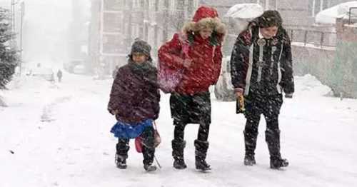 8 İlçede Okullar Tatil edildi