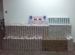 Polis 15400 Paket Sigara Ele Geçirdi