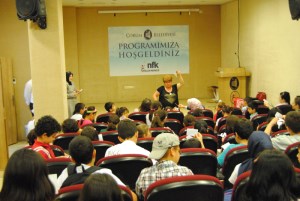 Ünlü ressamlarda NFK’ya ziyaret