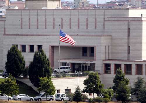 ABD'de Büyük elçiliği Vize başvurularını askıya aldı