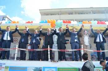 AK PARTİ ALACA’DA  TOPLU AÇILIŞ YAPTI