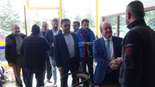 AK PARTİ ÇORUM İL BAŞKANI KARADAĞ ESNAFIN NABZINI YOKLADI