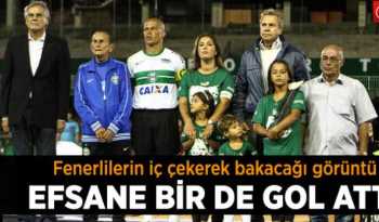 Alex, 1000. Maçına Çıktı