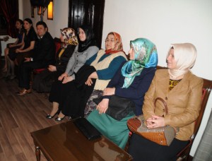 Kadınlarımıza Rehber Oluyoruz