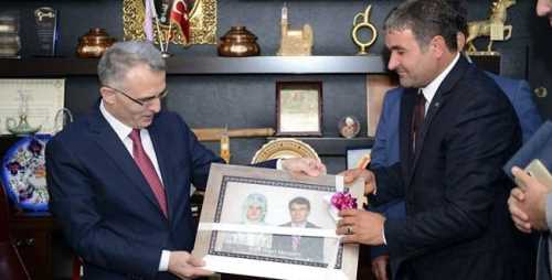 BAKAN AĞBAL'I  MAZİYE GÖTÜREN FOTOĞRAF