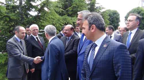 Bakan Naci Ağbal Dünyanın merkezi Çorum'dan seslendi