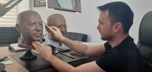 Balmumu heykel sanatçısı  Liderleri buluşturdu