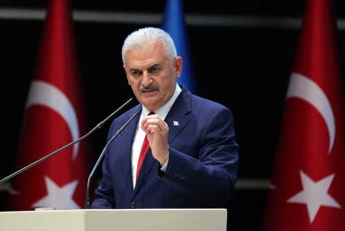 Başbakan Binali Yıldırım, Çankaya Köşkü'nde medya temsilcileri ile bir araya geldi.Yıldırım: açığa alınan memur- asker sayısı 81.494