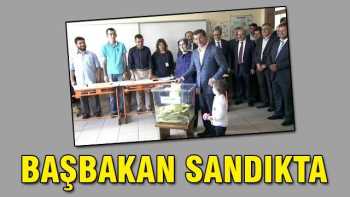Başbakan,eşi ve oğlu ile oyunu kullandı