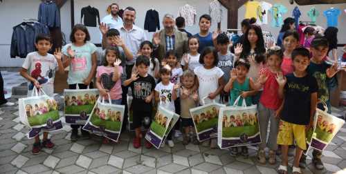 Başkan “Çocuklar sevindikçe biz daha mutlu oluyoruz”