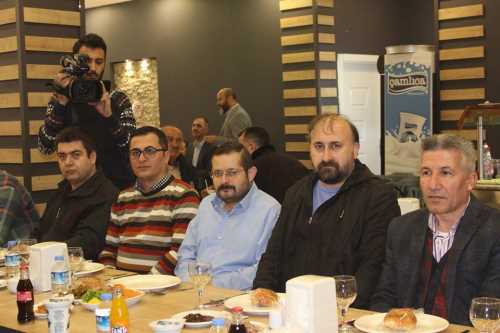 BAŞKAN KÜLCÜ ÇALIŞAN GAZETECİLERLE BULUŞTU