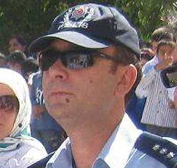 Başkomisere, Liseli Kızla Cinsel İlişkiye Girmekten 2 Yıl Hapis Cezası