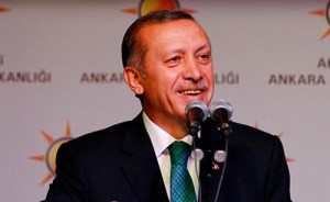 BAŞBAKAN ERDOĞAN ÖYLE BİR ŞEY ANLATTI Kİ SALON YERLERE YATTI