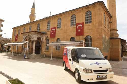 Belediye tüm camilerde detaylı temizlik çalışması başlattı