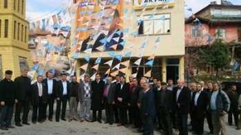 Ceylan, seçim çalışmaları kapsamında Laçin, Dodurga ve Oğuzlar ilçelerini ziyaret etti