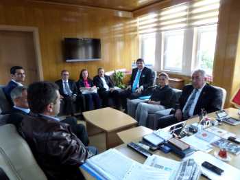 CHP İl Başkanı Cengiz Atlas ve Meclis Üyelerinden Kutlama Ziyareti