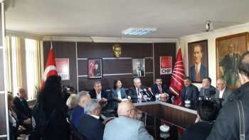 CHP PARTİ MECLİS ÜYESİ GAYE USLUER  2015 GENEL SEÇİMİ İÇİN  ÇORUM'DA 