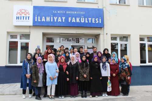 Çorimder İlahiyat Fakültesini ziyaret etti