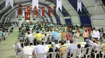 ÇORUM BELEDİYESİ  2014 İFTAR ÇADIRI KURUYOR