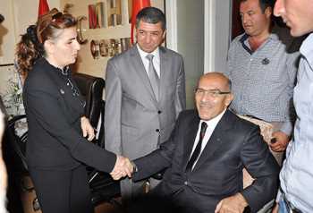 ÇORUM'DA  MHP KADIN KOLLARI İSTİFA ETTİ