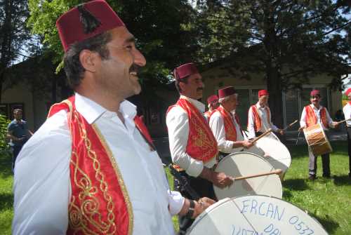 Çorum'da, ramazan boyunca görev yapacak davulcular, vatandaşları sahura "mehter marşı" ile kaldıracak