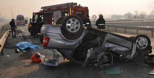 ÇORUM’DA FECİ KAZA: 1 ÖLÜ 2 YARALI