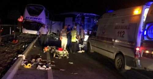 Çorum'da İki yolcu Otobüsü çarpıştı