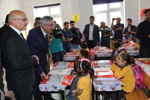 Çorum'da Okul heyecanı bugün başladı