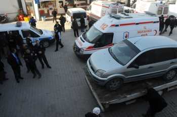 Çorum'da Polis Aracında Yaralı Halde Bulundu