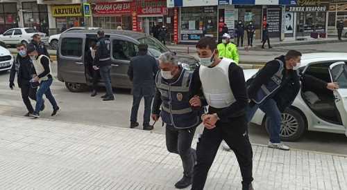 Çorum'da silahlı kavgaya karışan 5 kişi adliyeye sevk edildi