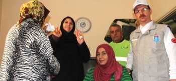 ÇORUM'DA YAŞAYAN IRAK'LI GELİNİN SEVİNCİ