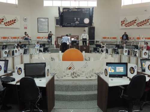 Çorum'da Yılın İlk Ürünü Satışa Sunuldu