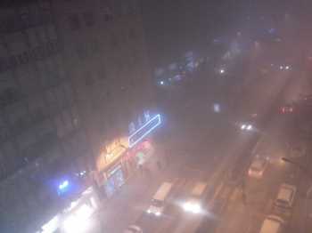 ÇORUM'DA YOĞUN SİS SÜRÜCÜLERİ OLUMSUZ YÖNDE ETKİLİYOR 