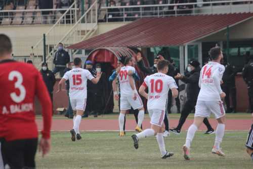 Çorum FK Emin Adımlarla  Play-Off’a devam!