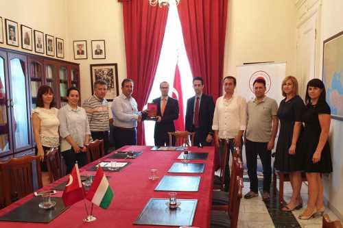Çorum heyeti Budapeşte Büyükelçisini ziyaret etti