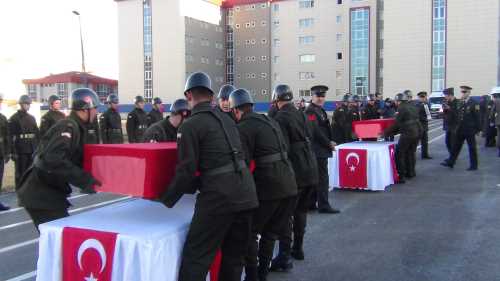 Çorum-Laçin'de Trafik Kazası sonrası şehit olan iki asker törenle memleketlerine uğurlandı