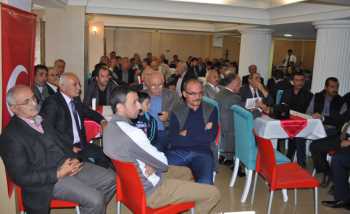 ÇORUM MHP'DE BAYRAMLAŞMA SALONA SIĞMADI