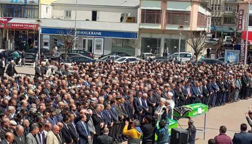 Çorum Milletvekilimiz Salim Uslu’nun annesi ebediyete uğurlandı