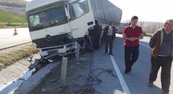 ÇORUM SUNGURLU'DA TIR  KAZASI